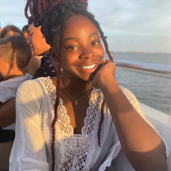 Meet your Posher, Jada - Picture 1 of 1